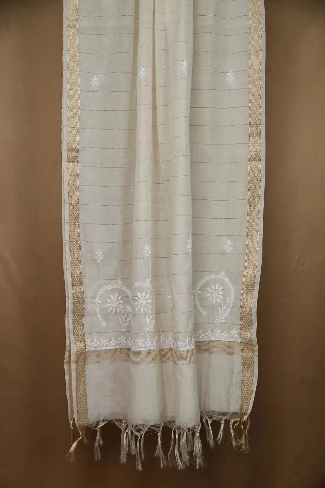 Chanderi Dupatta with Chikankari