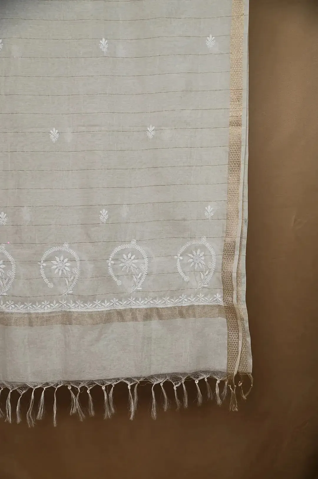 Chanderi Dupatta with Chikankari