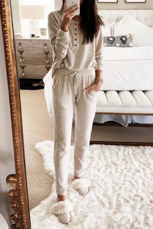 Comfy Lounge Set: Stylish & Comfortable for Any Occasion