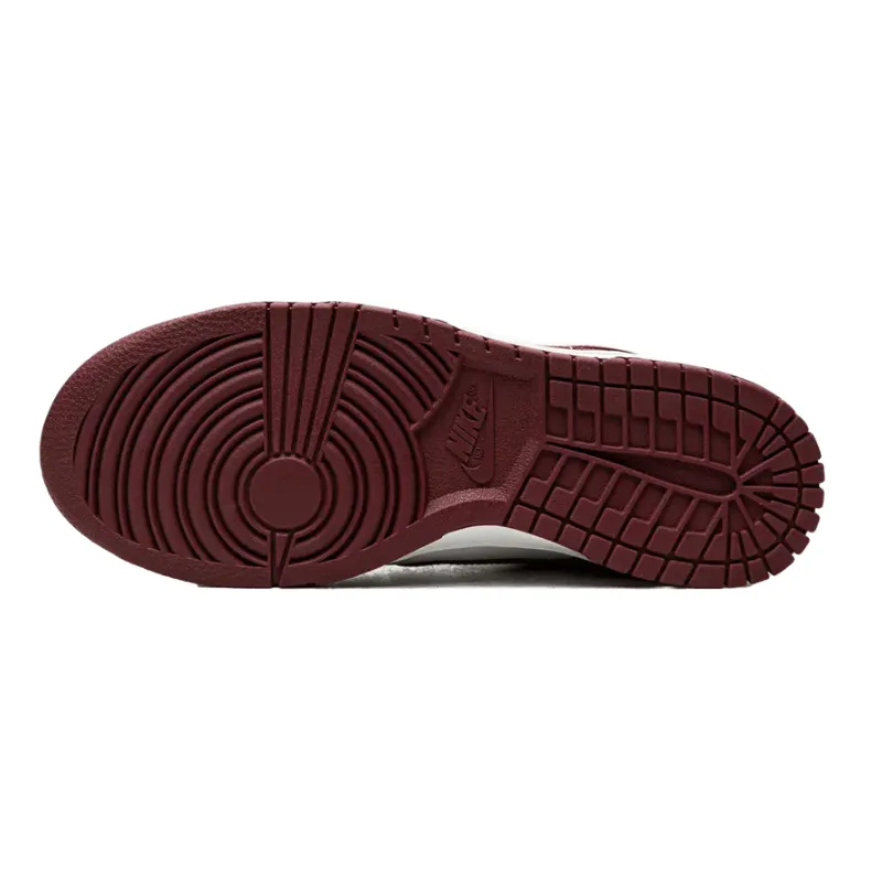 Dunk Low Dark Beetroot