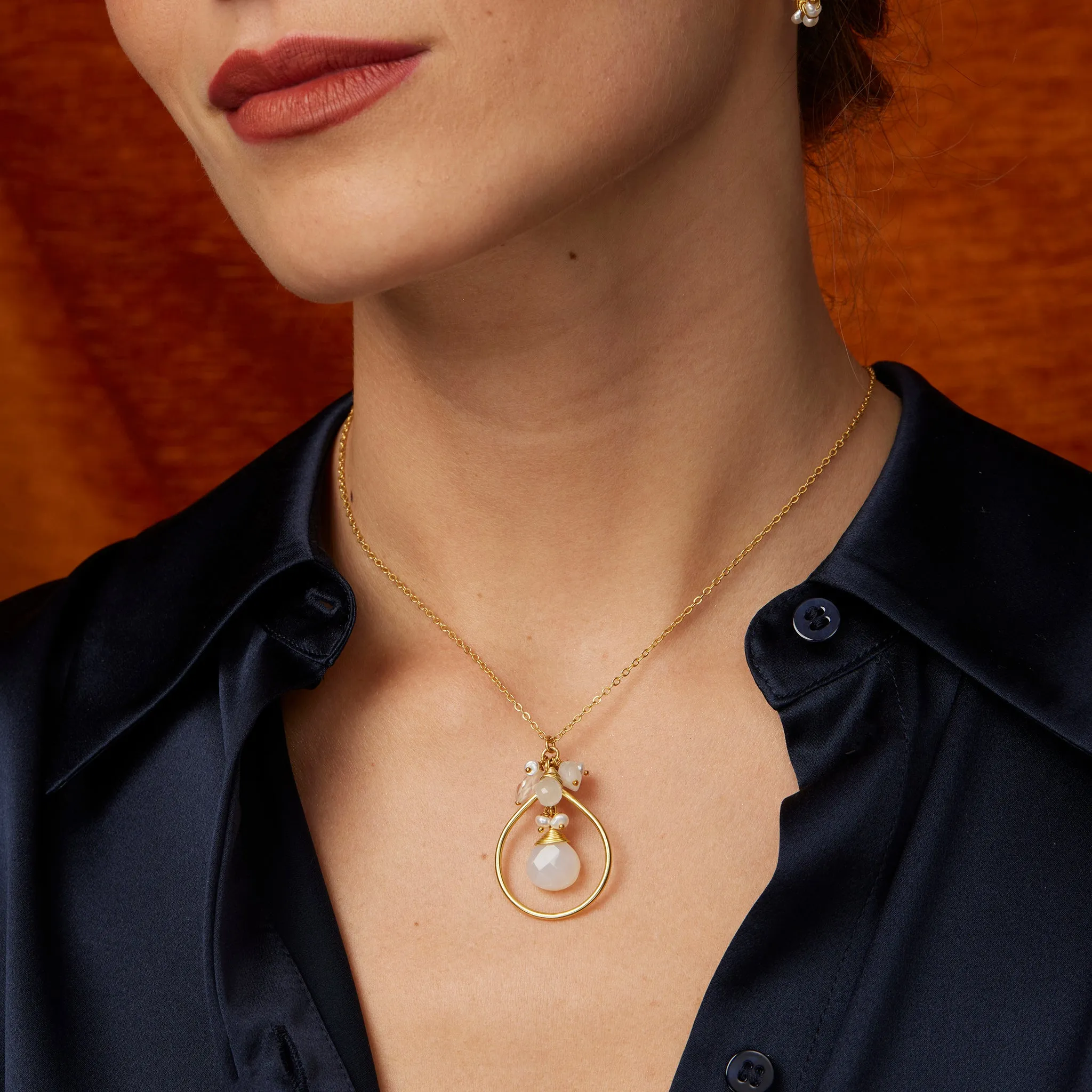 Robin Necklace White